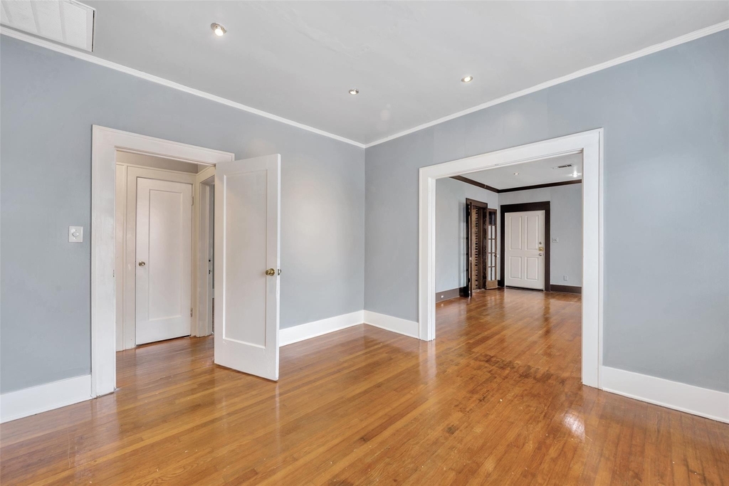 2511 Barbee Street - Photo 7