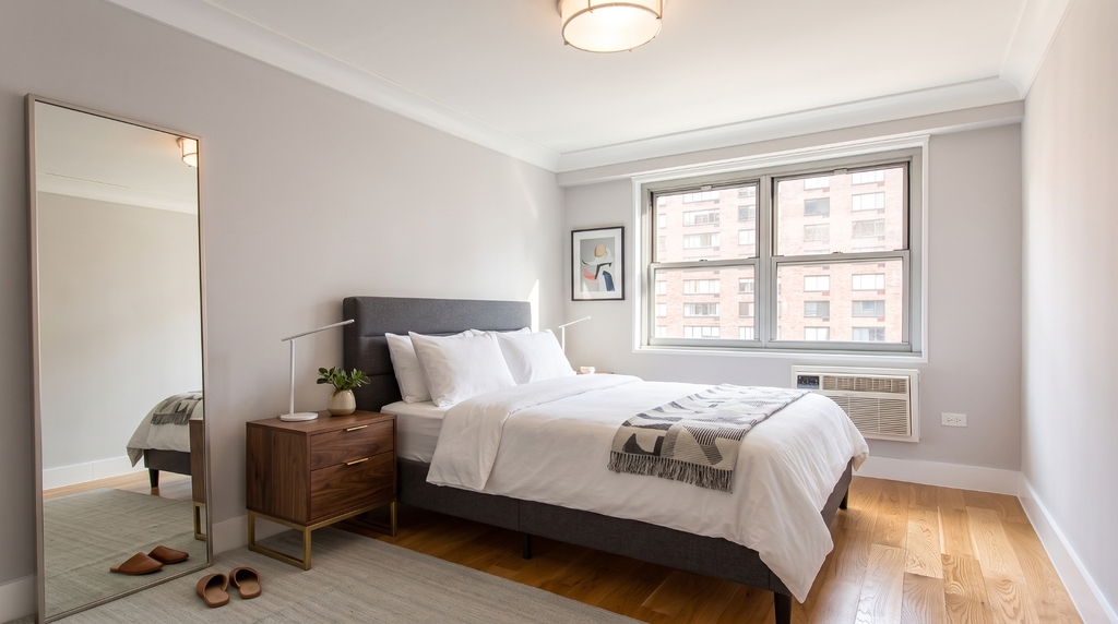 50 West 97th Street - Photo 1