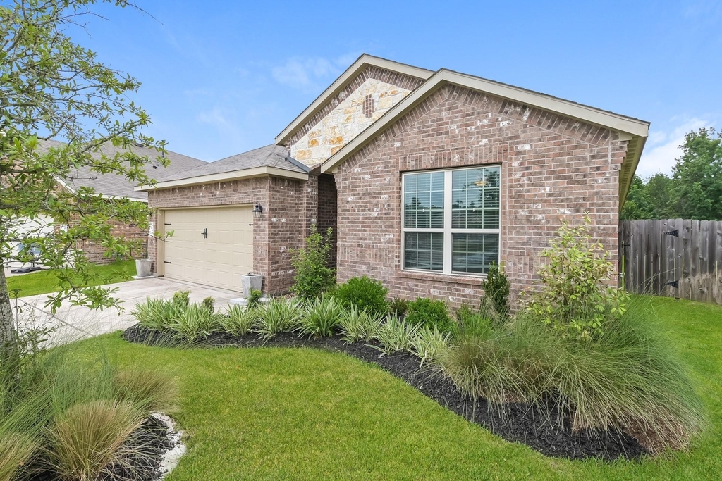 4711 Creekside Haven Trail - Photo 1