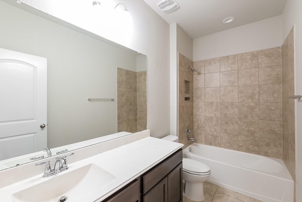 4711 Creekside Haven Trail - Photo 16