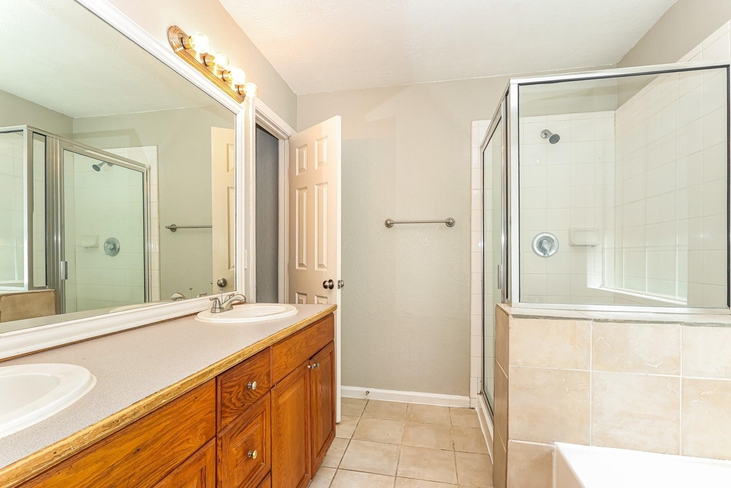23015 Banquo Drive - Photo 13