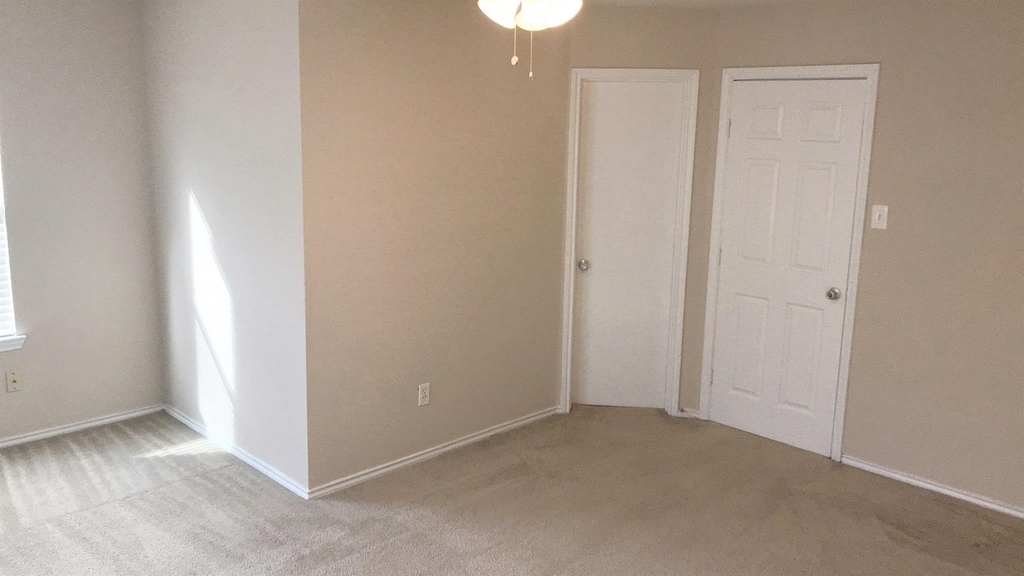 18114 Valebluff Lane - Photo 7