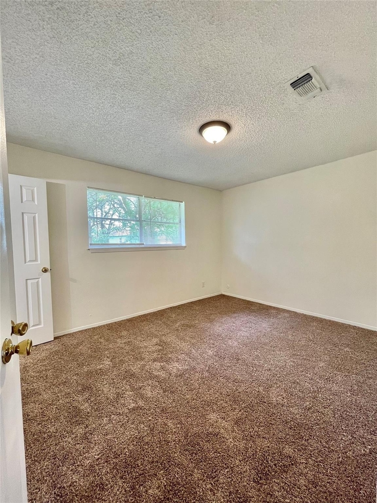 119 Stanford Street - Photo 9