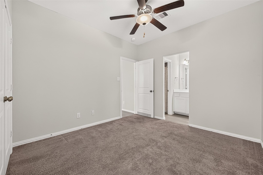 2335 Pumpkin Patch Lane - Photo 10