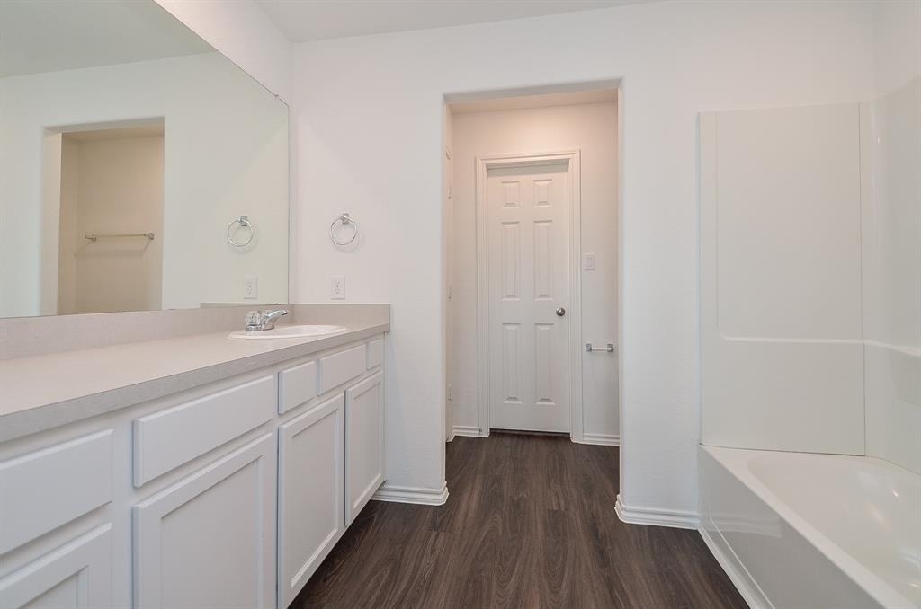 5434 Logan Dale Drive - Photo 11