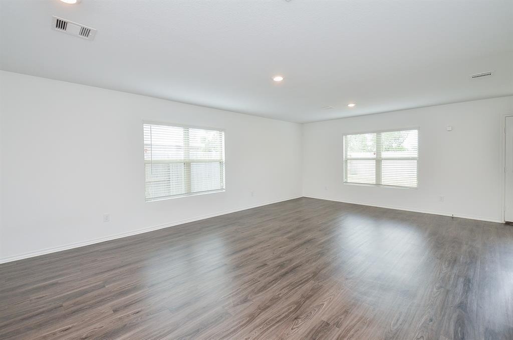 5434 Logan Dale Drive - Photo 5