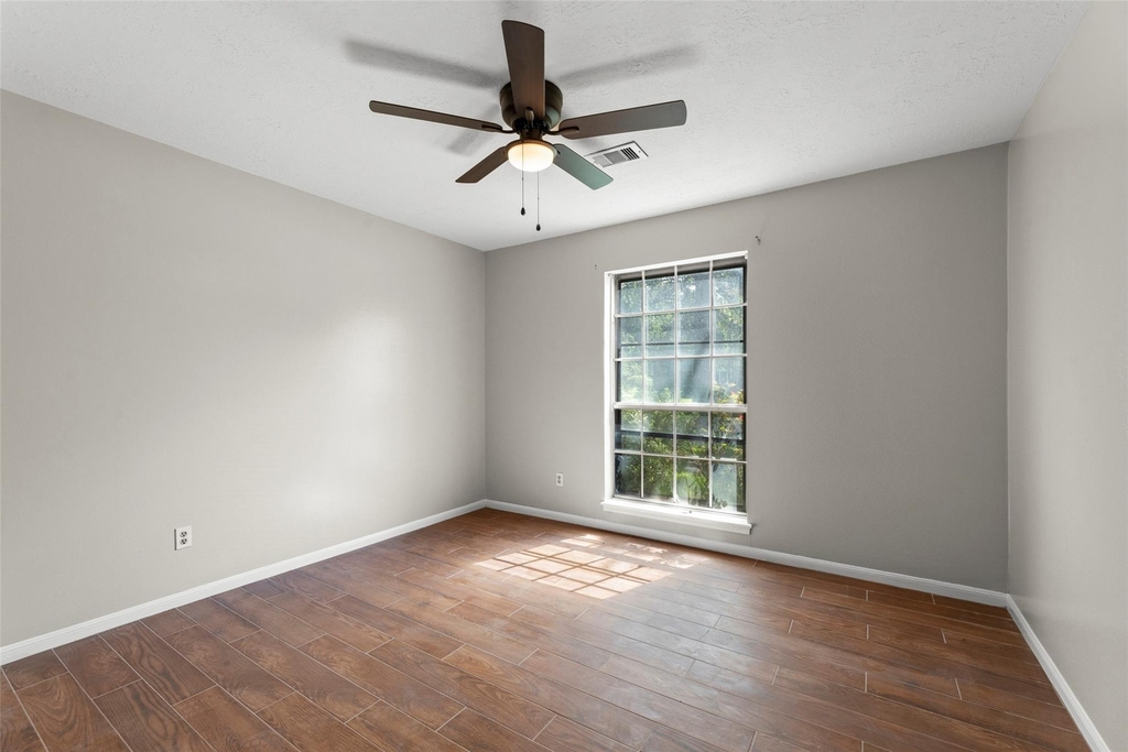 8102 Renmark Lane - Photo 19