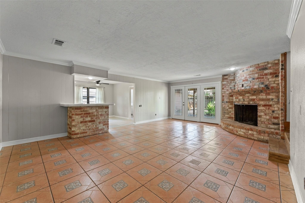 8102 Renmark Lane - Photo 2