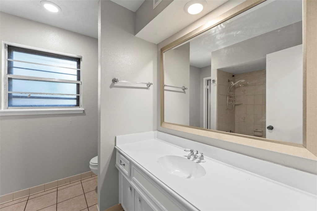 8102 Renmark Lane - Photo 17