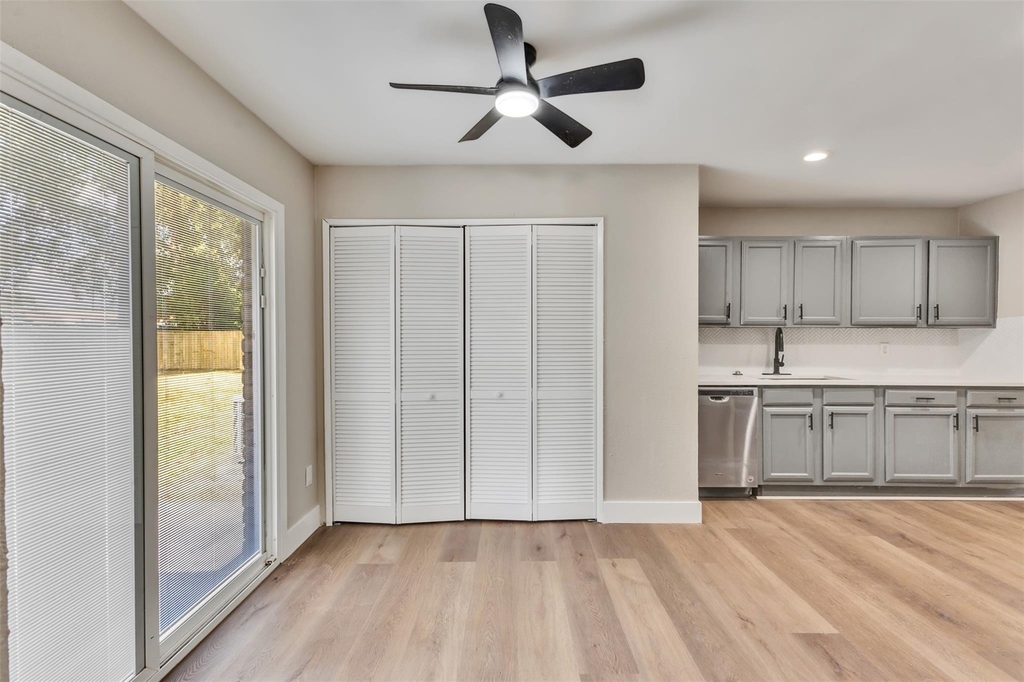 22926 Millgate Drive - Photo 7