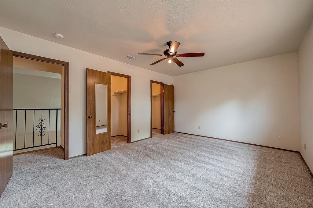 227 Glencairn Court - Photo 18