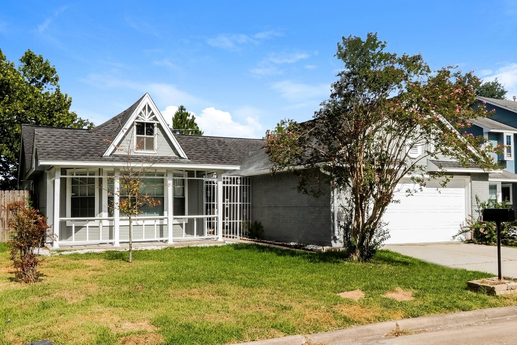 2714 Ashford Trail Drive - Photo 1