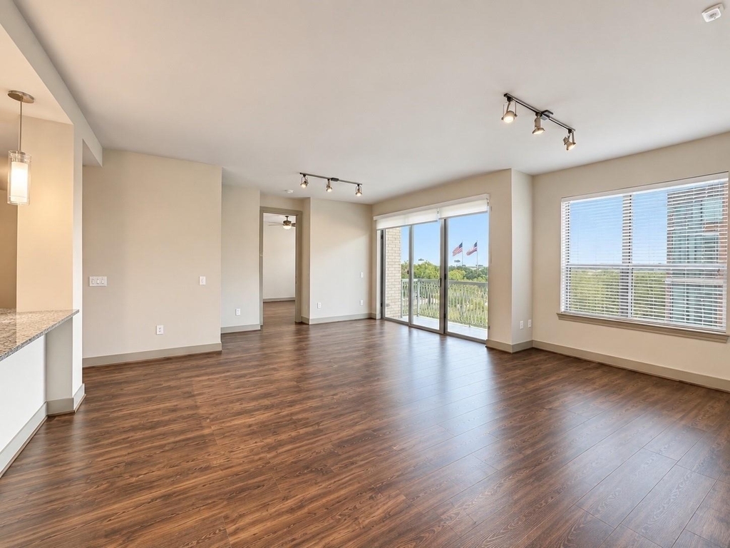 10401 Town And Country Way - Photo 1