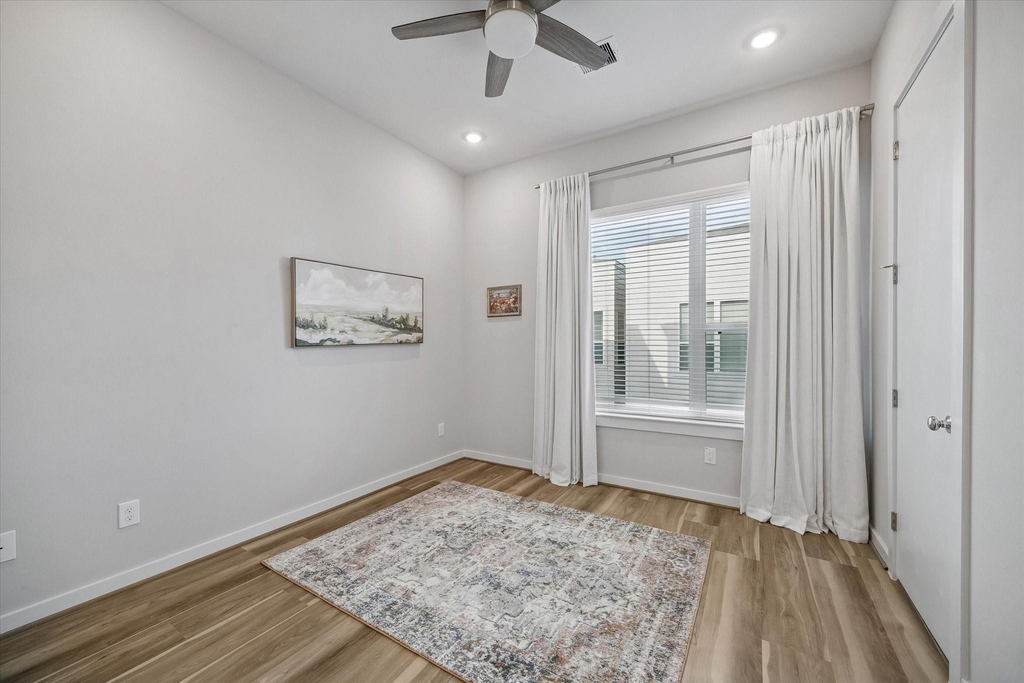 606 Thornton Road - Photo 10