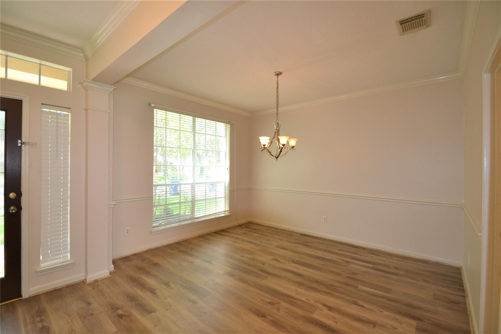 5007 Bellmead Drive - Photo 2