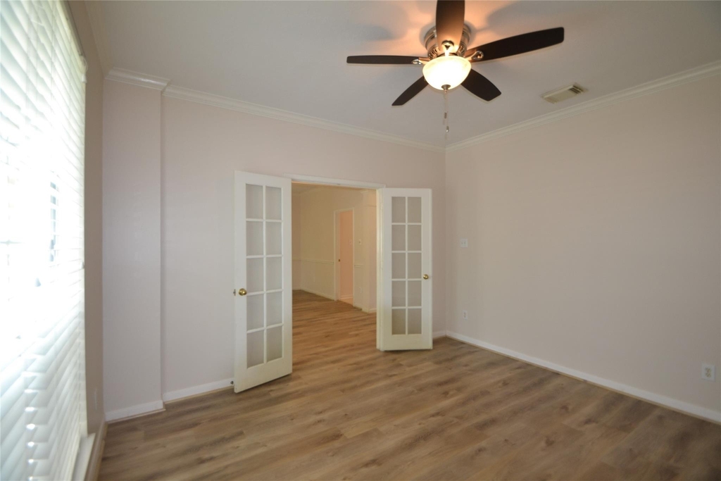 5007 Bellmead Drive - Photo 4