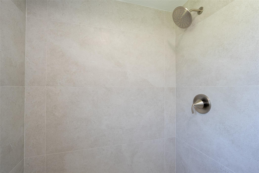 15931 Boulder Oaks Drive - Photo 9