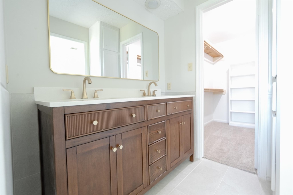 15931 Boulder Oaks Drive - Photo 6
