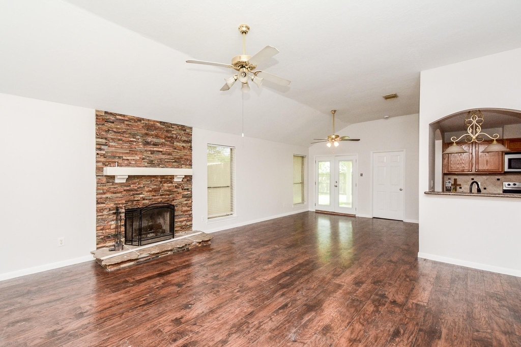 203 Cool Cove - Photo 10