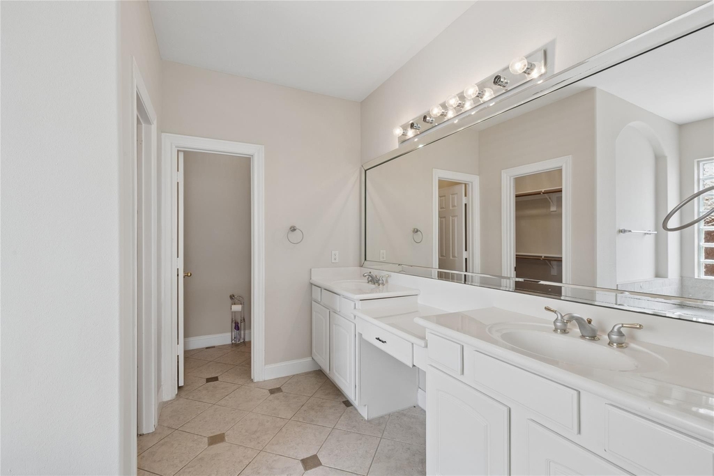 6414 Pinewood Trace Lane - Photo 12