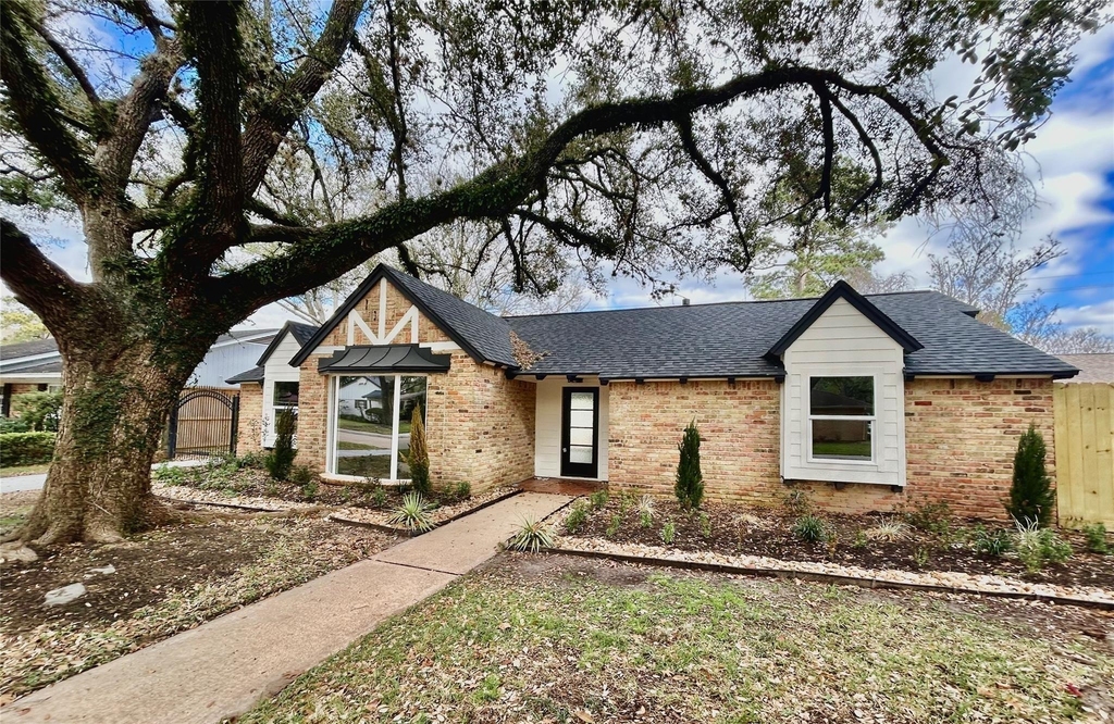 2511 Briarpark Drive - Photo 3