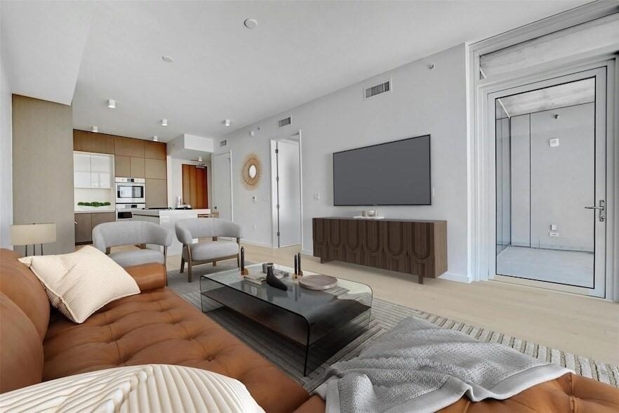 313 W 17th Street - Photo 24