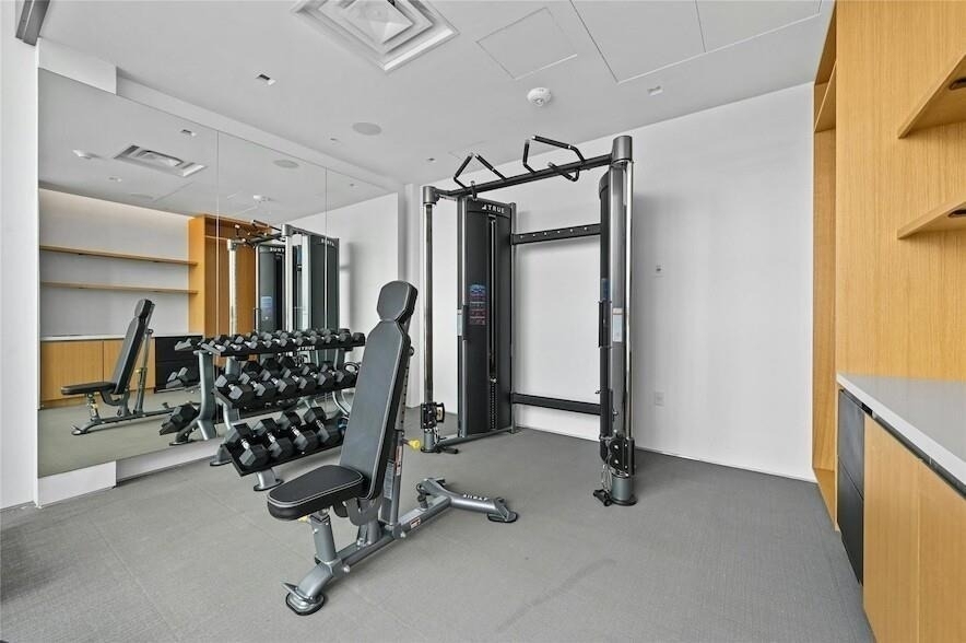 313 W 17th Street - Photo 17
