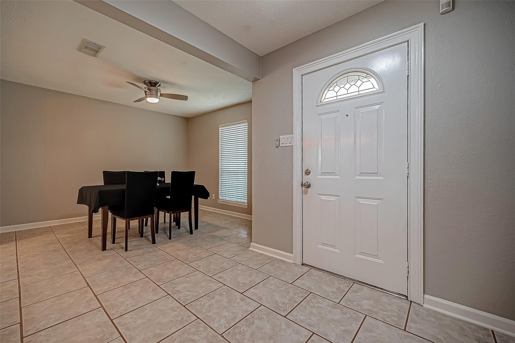 2607 Plymouth Rock Drive - Photo 2