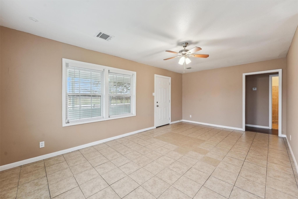 1107 Defender Street - Photo 7