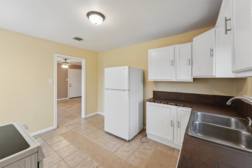 1107 Defender Street - Photo 10