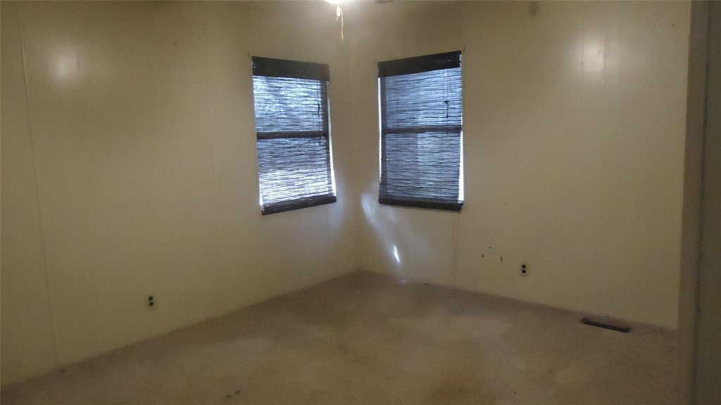 106 Gossett Street - Photo 1