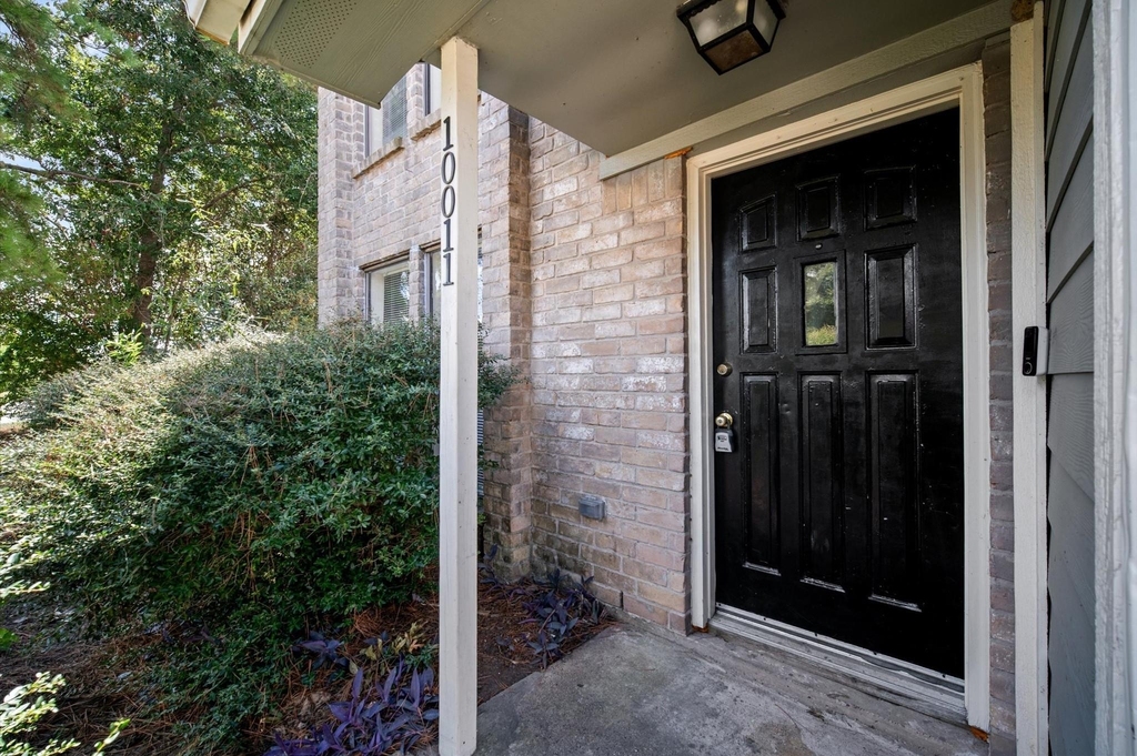 10011 Spring Place Drive - Photo 1