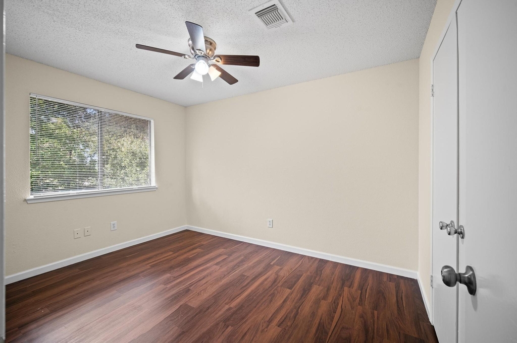 10011 Spring Place Drive - Photo 17