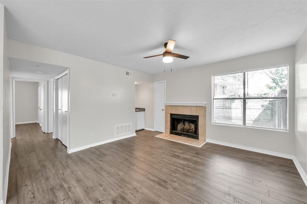 900 Holly Drive - Photo 4