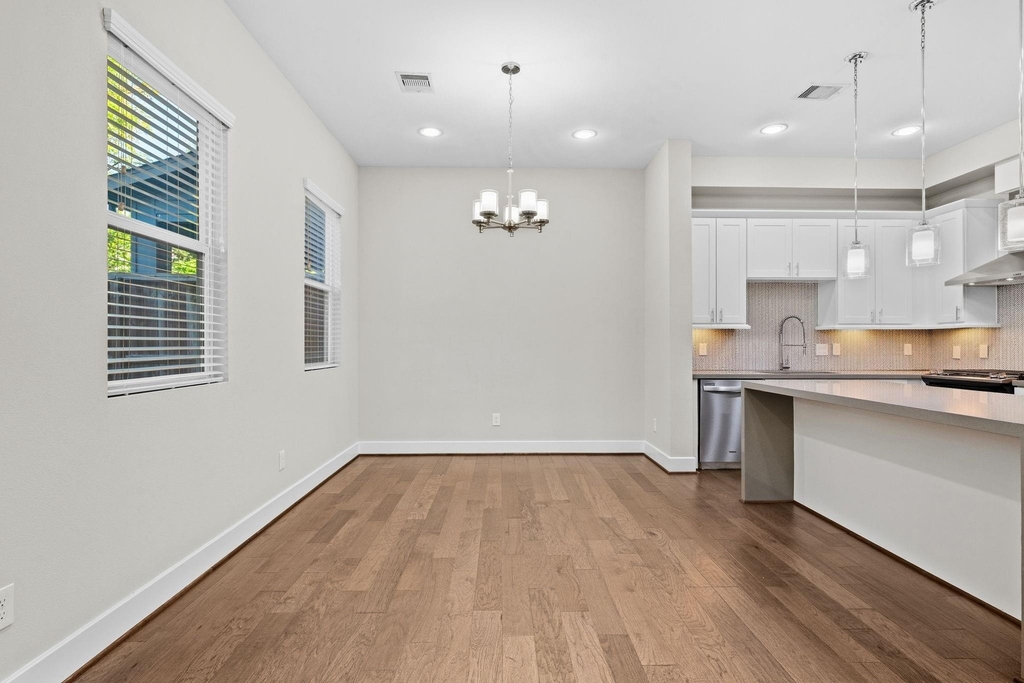 1611 Hardy Street - Photo 8