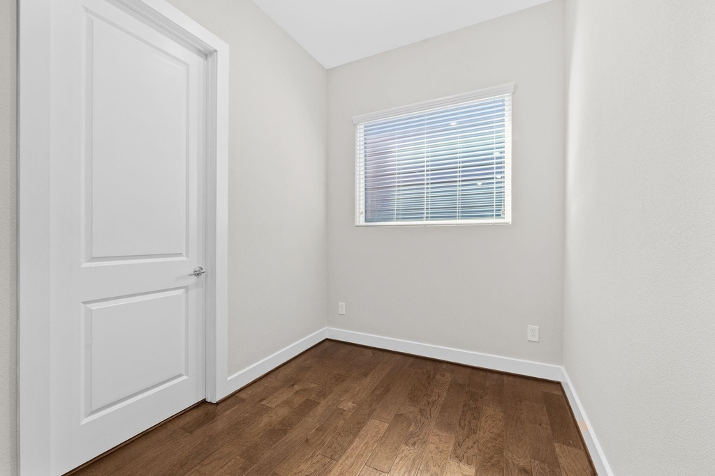 1611 Hardy Street - Photo 22