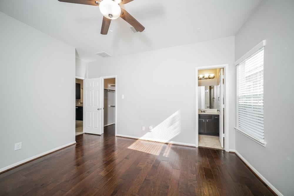 4043 Mossy Place Lane - Photo 8
