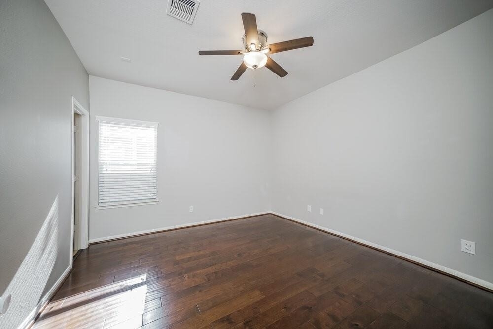 4043 Mossy Place Lane - Photo 7