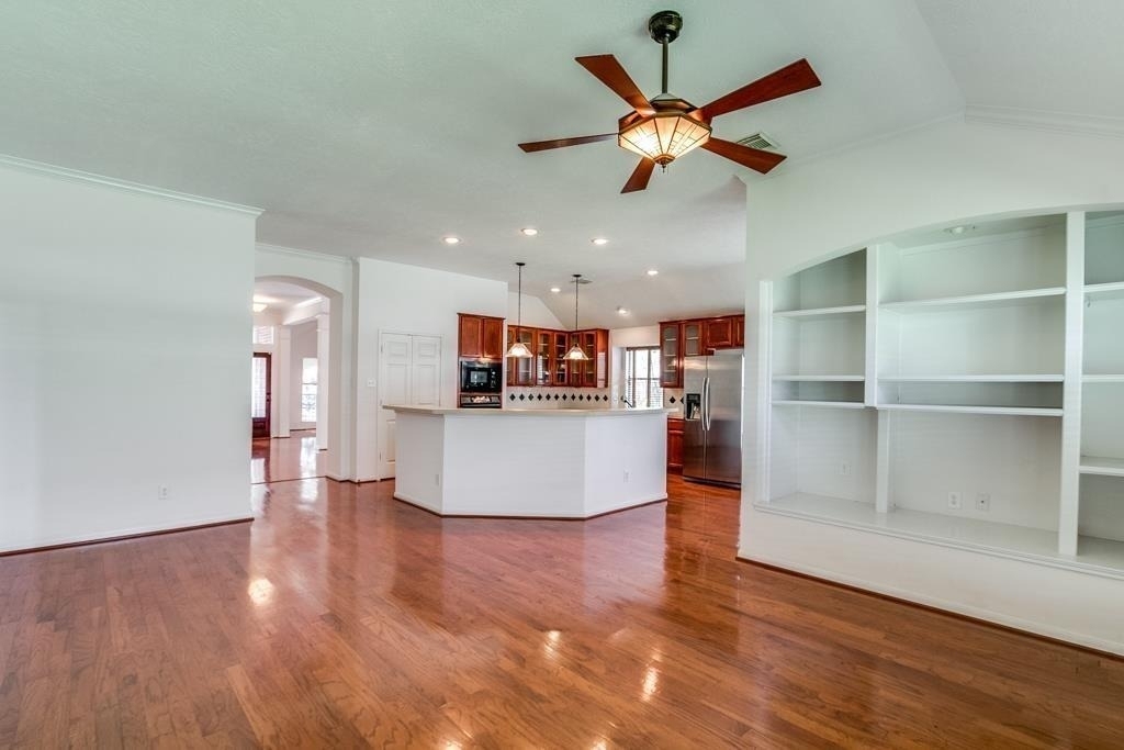 1718 Bumelia Court - Photo 5