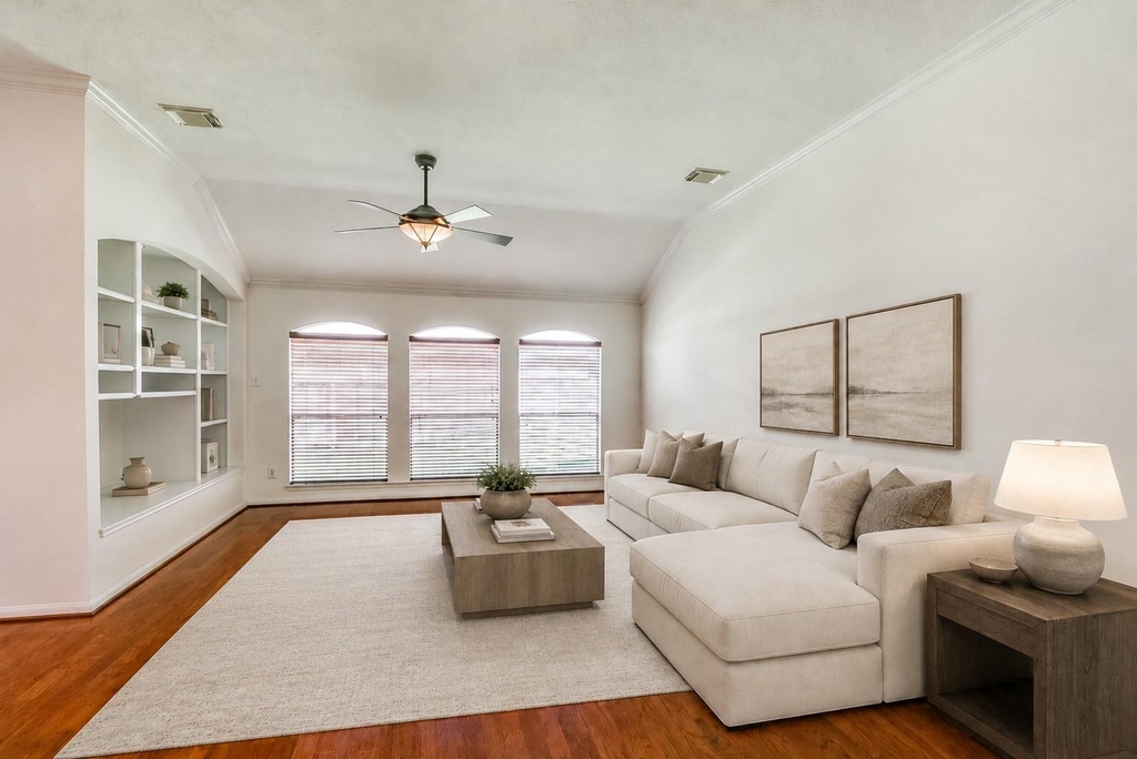 1718 Bumelia Court - Photo 4
