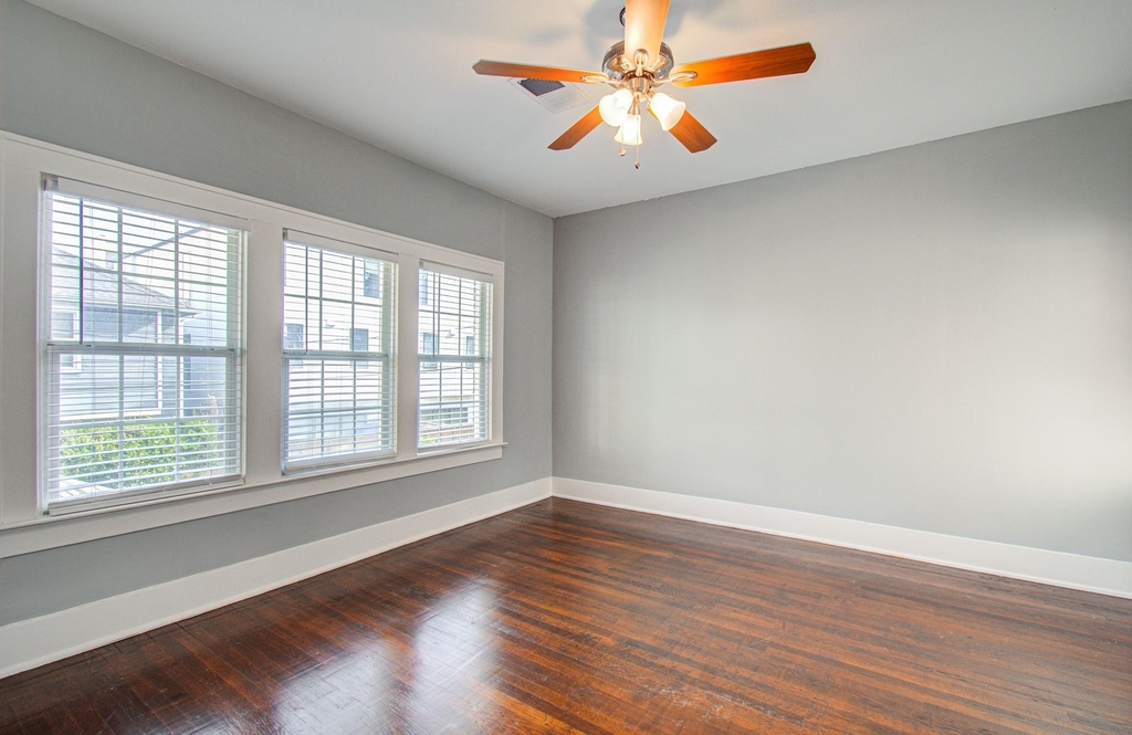 512 W Pierce Street - Photo 26
