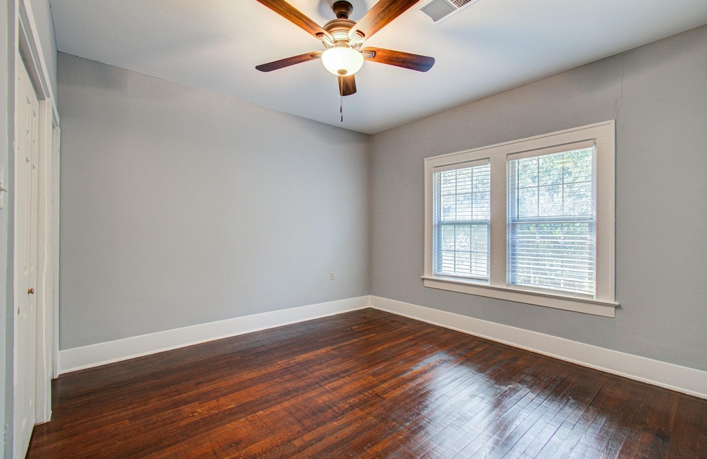 512 W Pierce Street - Photo 28