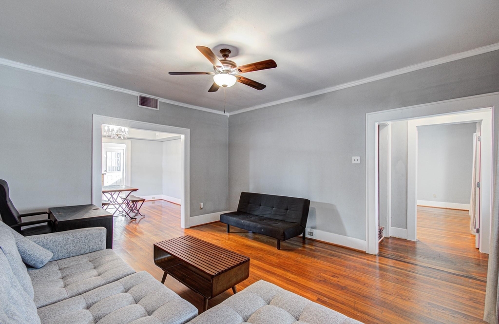 512 W Pierce Street - Photo 6