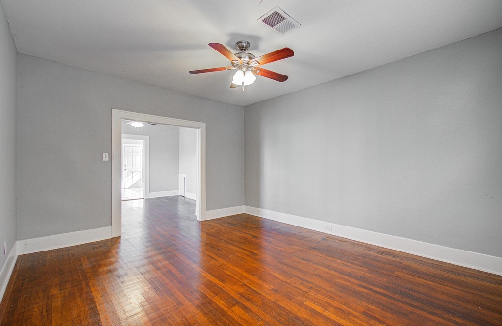 512 W Pierce Street - Photo 23