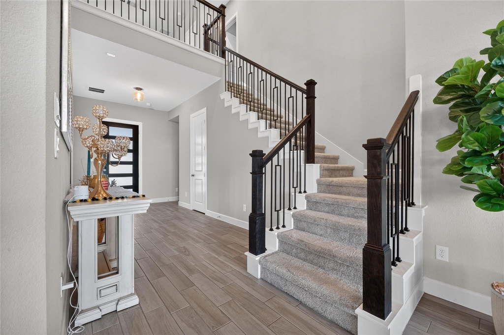 3031 Emerald Field Lane - Photo 4