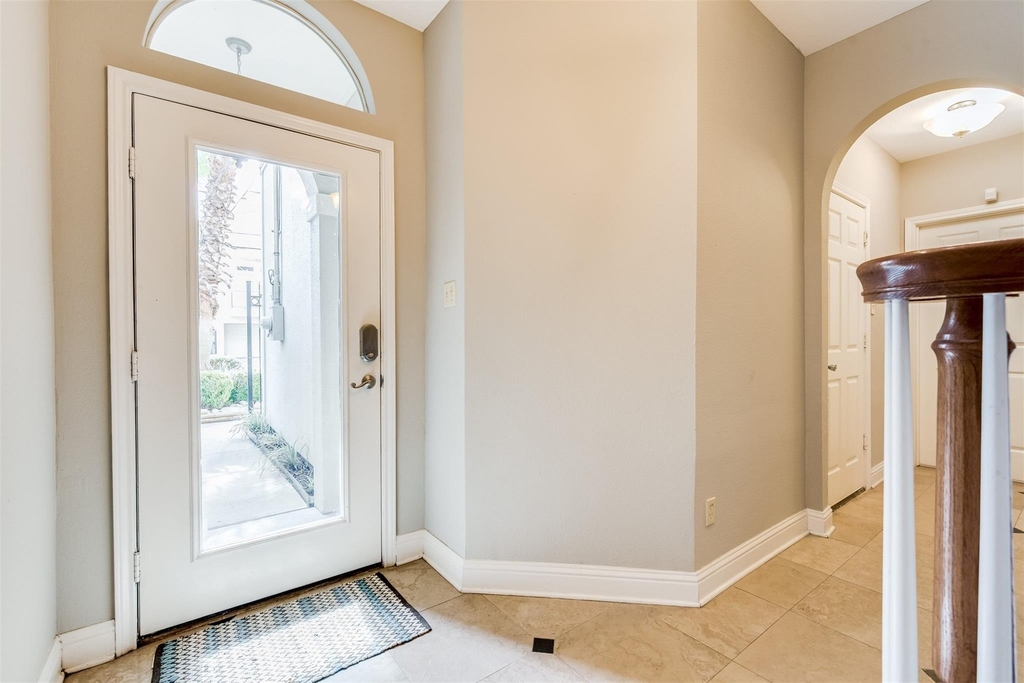 5722 Maxie Street - Photo 2