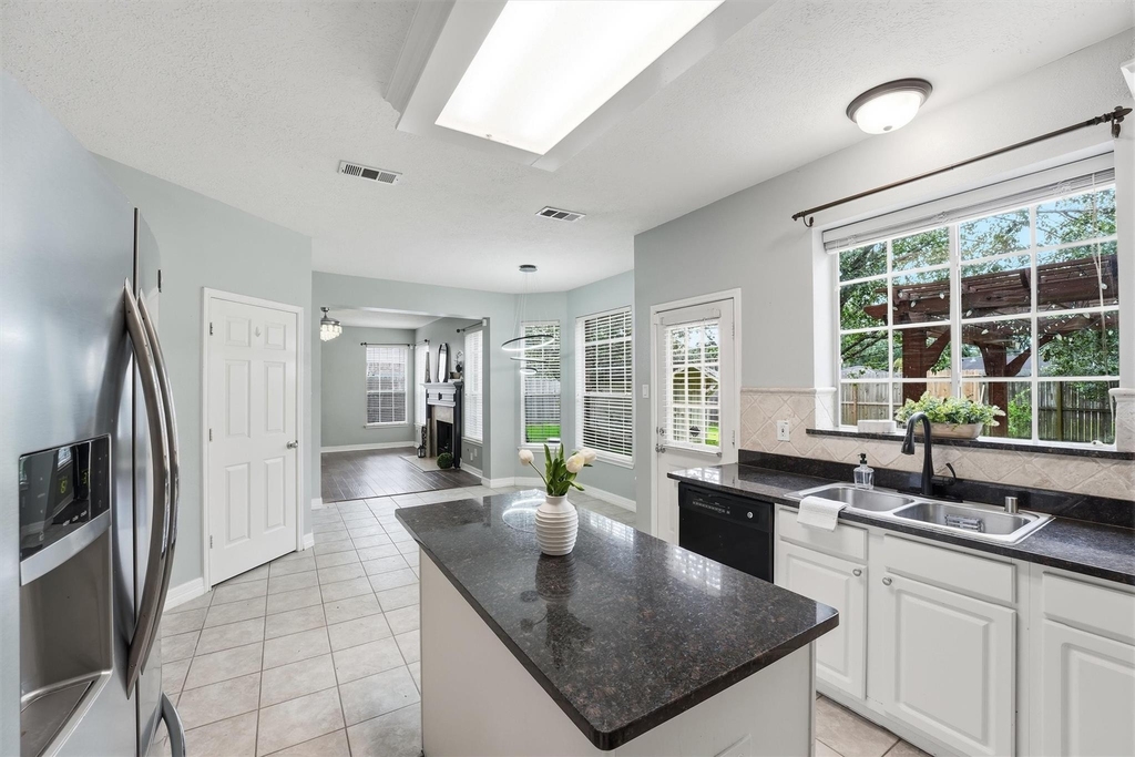 2413 Piney Woods Drive - Photo 10