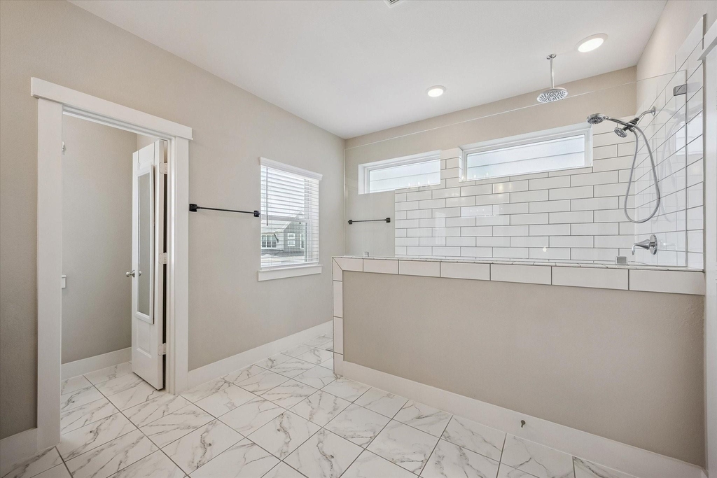 1415 Biondo Way - Photo 11