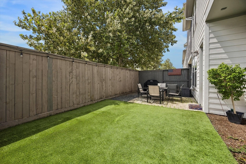 1415 Biondo Way - Photo 1