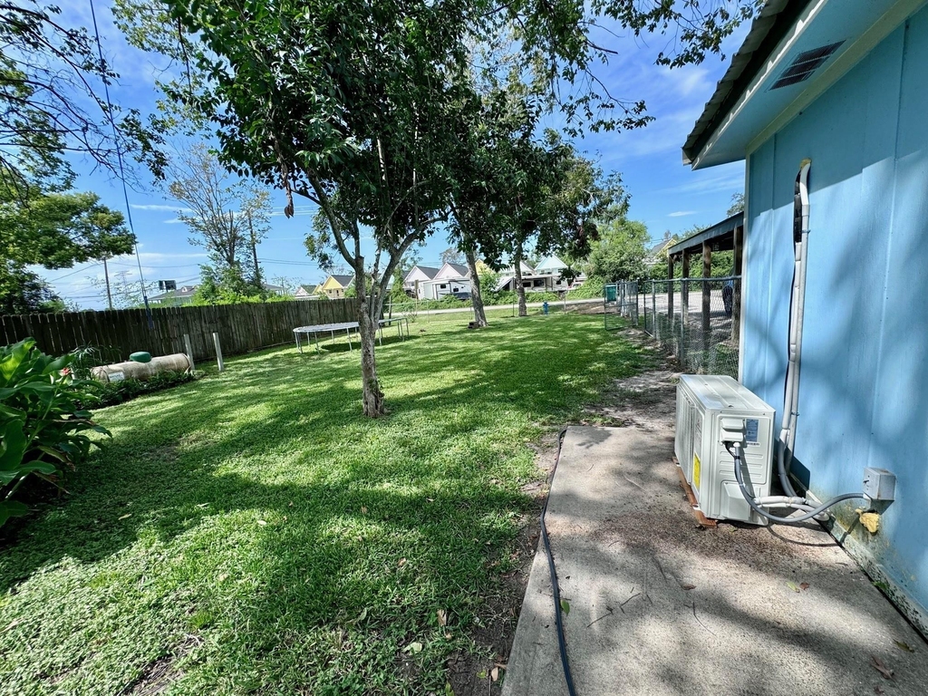 1937 Red Bluff Road - Photo 2